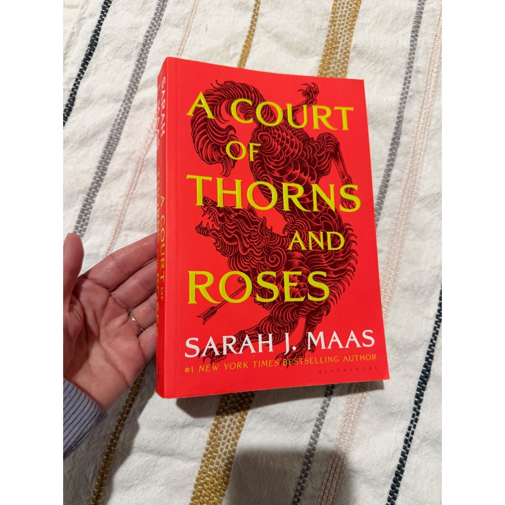 A Court of Thorns and Roses Sarah J Maas ACOTAR Book 1 Paperback Red Cover